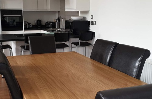 Llangollen Cabina | 3 bedroom accommodation in Llangollen