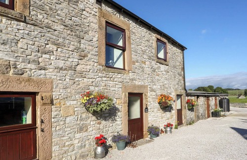 Alstonfield Cabaña | 3 bedroom accommodation in Cold Eaton, Alsop-en-le-Dale