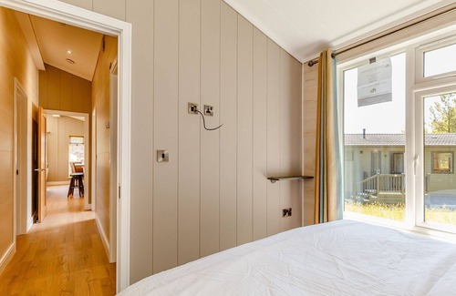 Newton Grange Cabina | 3 bedroom accommodation in Ashbourne