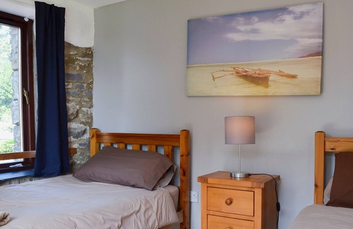 Llanrug Cabaña | Alojamiento de 3 habitaciones en Llanrug, cerca de Caernarfon.
