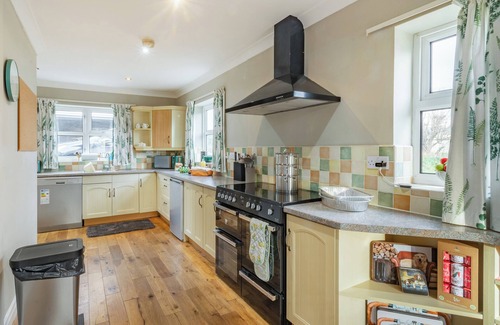 Driffield Cabaña | 3 bedroom accommodation in Thornholme, near Driffield