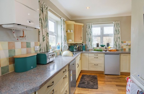 Driffield Cabaña | 3 bedroom accommodation in Thornholme, near Driffield
