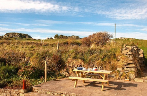 St Brides Cabaña | 3 bedroom accommodation in Whitesands, near St Davids
