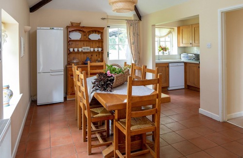 Marshwood Cabaña | 3 bedroom accommodation in Bettiscombe, near Lyme Regis