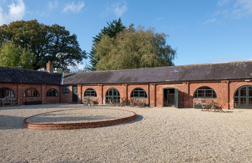 Marshwood Cabaña | 3 bedroom accommodation in Bettiscombe, near Lyme Regis