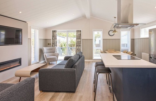 Llanasa Chalet De Esquí | Alojamiento de 3 habitaciones en Talacre, Holywell