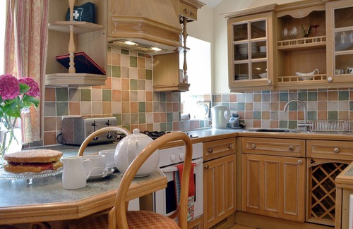 Pentraeth Cabaña | Alojamiento de 3 habitaciones en Llanbedrgoch, near Benllech