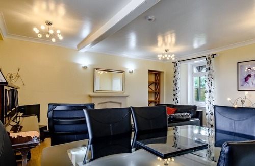 Rothesay Cabaña | 3 bedroom accommodation in Ascog, Isle of Bute