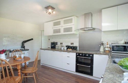 Colyton Cabaña | 3 bedroom accommodation in Colyton