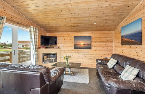 Leiston Chalet De Esquí | 3 bedroom accommodation in Leiston
