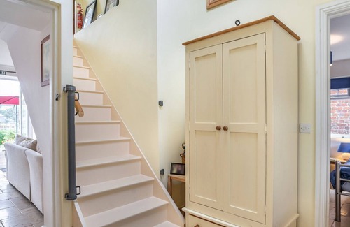 Llangwm Cabaña | 3 bedroom accommodation in Llangwm