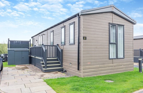 Penrith Chalet De Esquí | 3 bedroom accommodation in Greystoke, Nr Penrith
