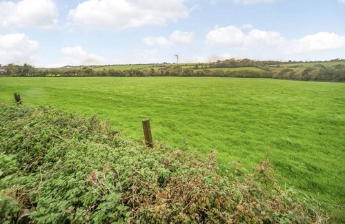 Truro Cabina | 3 bedroom accommodation in Chasewater, near Truro