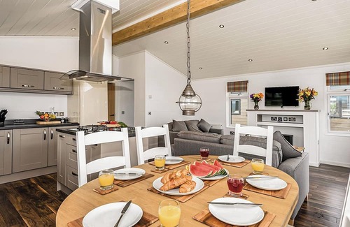 Welton Chalet De Esquí | This luxurious lodge is ideal for family or friends to enjoy exploring the beautiful countryside.