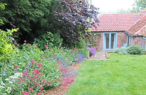 Holt Cabaña | Alojamiento de 3 habitaciones en Wiveton, near Cley next the Sea