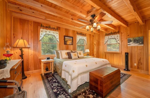 Penrose Casa | 3 bedroom accommodation in Penrose
