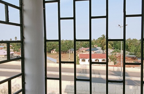 Galu Cabaña | 3 BEDROOM AIRBNB-SAFE,SECURE,CLEAN, COMFORTABLE