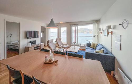 Korshamn Apartamento | 3 Bedroom Amazing Apartment In Korshamn