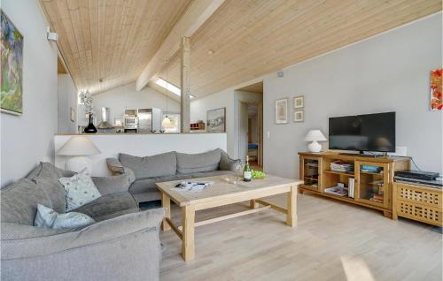Næsby Strand Casa | 3 Bedroom Amazing Home In Nakskov