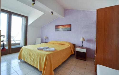 Castel Di Tusa Apartamento | 3 Bedroom Amazing Apartment In Castel Di Tusa