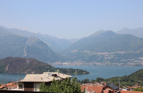 Colico Apartamento | 3 Bedroom Apartment in Colico Piano