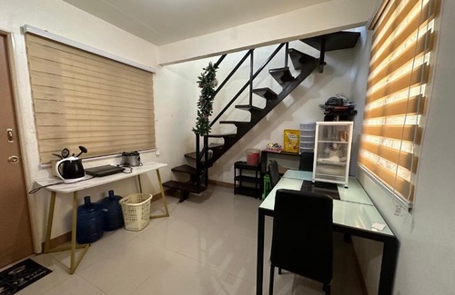 Cagayan de Oro Casa | 3 Bedroom Apartment by Romz