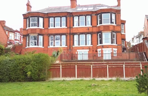 Wallasey Apartamento | 3 Bedroom Apartment - Egremont Promenade