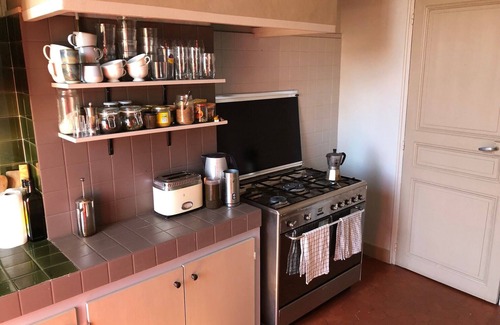 1st Arrondissement Apartamento | 3 Bedroom Apartment in Marseille