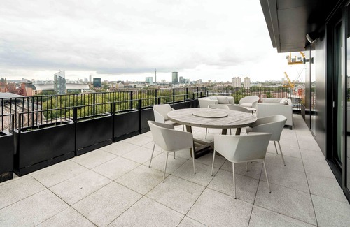 St. Pancras and Somers Town Apartamento | 3-bedroom apartment in delightful London with WiFi, fitness room, AC