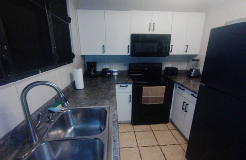 Naguabo Casa | 3-bedroom apartment in charming Naguabo with AC, WiFi. Relax and enjoy