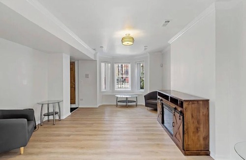The Gap Apartamento | 3-bedroom apartment in phenomenal Chicago with WiFi, AC