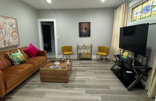 Elizabeth Apartamento | 3 Bedroom Apartment near airport and New York City