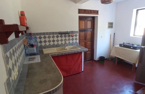 Mahambo Apartamento | 3-bedroom apartment with kitchen.