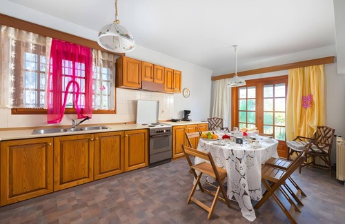 Kalavarda Apartamento | Apartamento de 3 dormitorios sin piscina con vistas al mar, Wi-Fi y aire acondicionado
