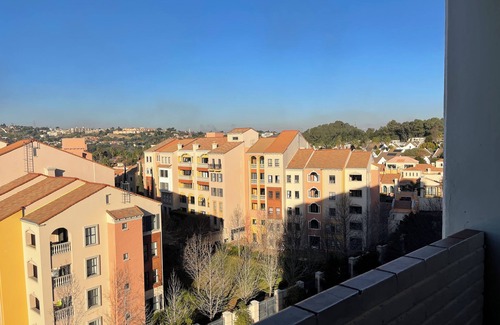 Germiston Apartamento | 3 bedroom Apartment in Bedfordview