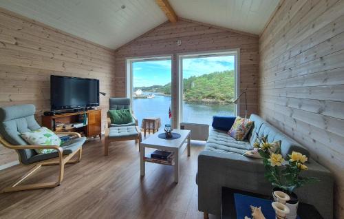 Meland Casa | 3 Bedroom Awesome Home In Rossland