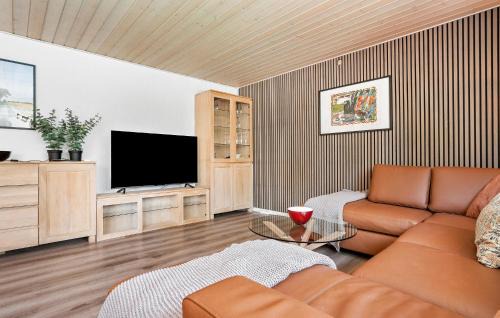 Videbaek Casa | 3 Bedroom Awesome Home In Videbæk