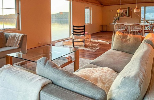 Fister Casa | 3 Bedroom Awesome Home In Fister