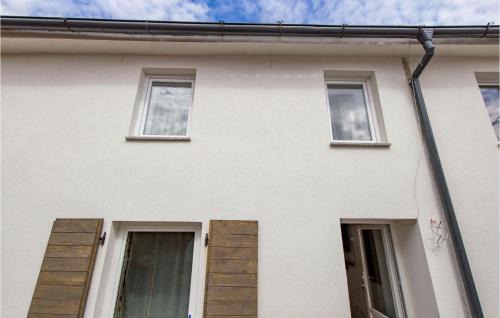 Jurdani Casa | 3 Bedroom Awesome Home In Jurdani