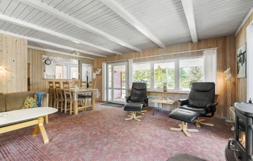 Skaven Strand Casa | 3 Bedroom Awesome Home In Tarm