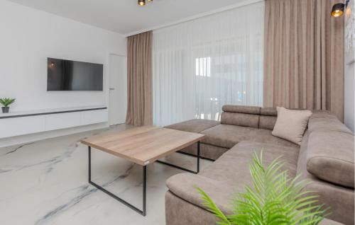 Vrsi Casa | 3 Bedroom Awesome Home In Vrsi