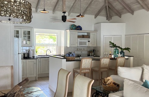 Frigate Bay Casa | 3 Bedroom Beach House Right on the Beach!