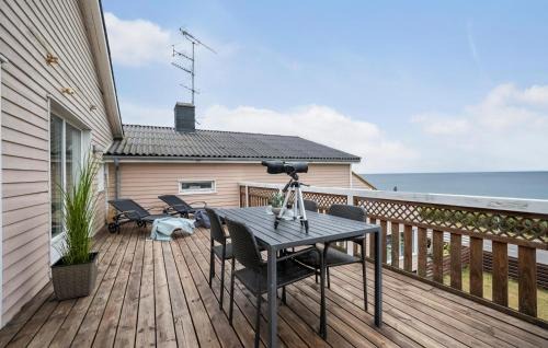 Sandkaas Apartamento | 3 Bedroom Beautiful Apartment In Allinge