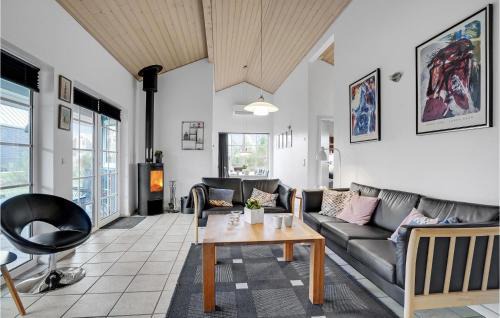 Houstrup Casa | 3 Bedroom Beautiful Home In Nørre Nebel
