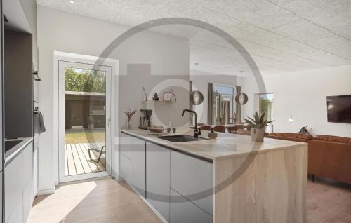 Grønhøj Casa | 3 Bedroom Beautiful Home In Løkken