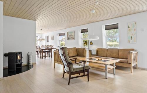 Roslev Casa | 3 Bedroom Beautiful Home In Roslev