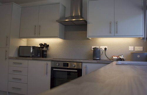 Monyash Casa | 3 Bedroom, Bright and Airy Bungalow in Monyash Village sleeps 6