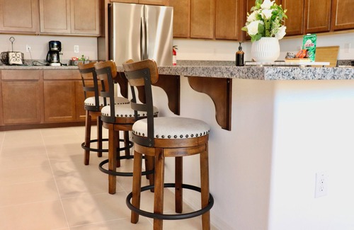 Surprise Casa | 3-bedroom building in phenomenal Surprise with WiFi, AC