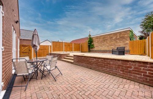 Stoke Bardolph Apartamento | 3 Bedroom Bungalow with Garden and Parking