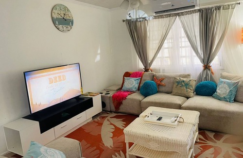Charlotte Amalie Casa | 3-bedroom bungalow in brilliant Charlotte Amalie with AC and parking.